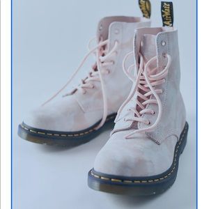 D r. Martens 1460 Pascal Tie-Dye Suede Boot pink